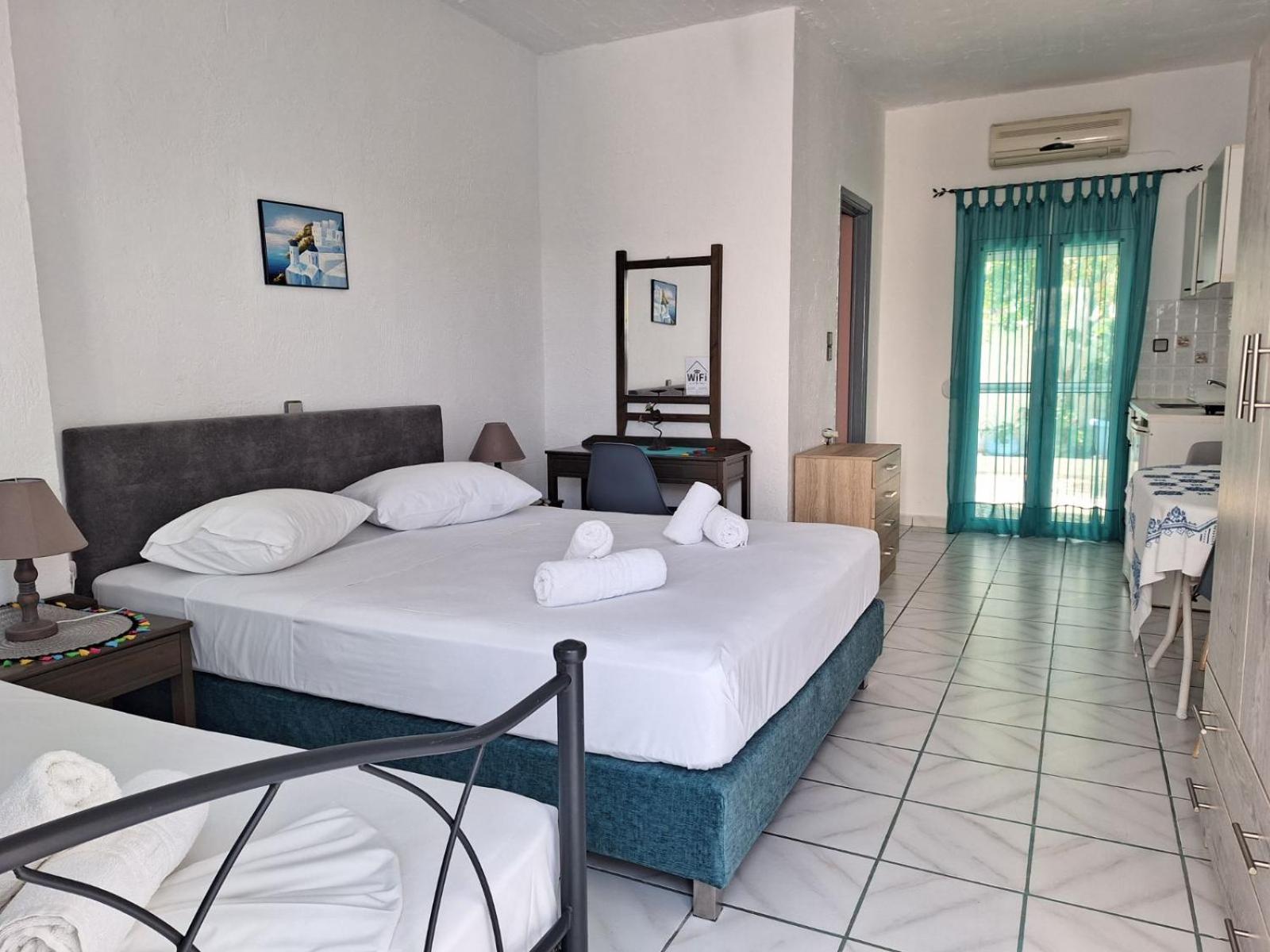 Βig Βlue Apartments Makrýgialos Exterior foto